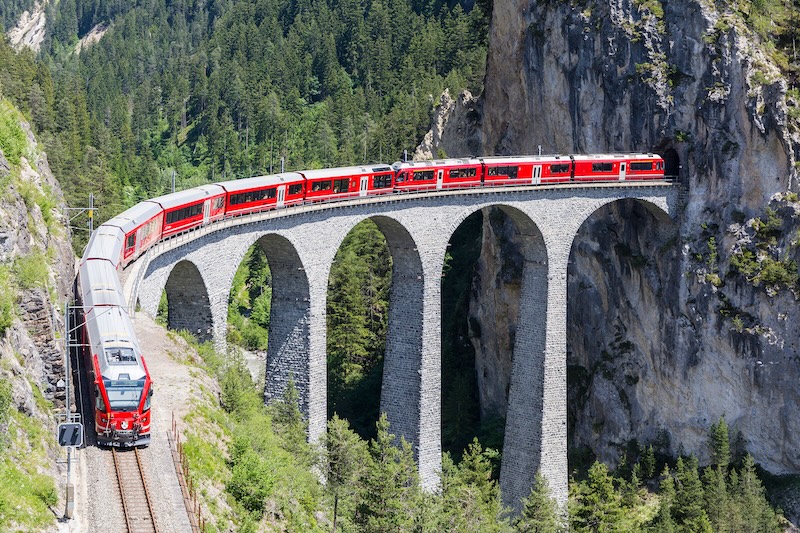 Pünktliche Schweizer Züge